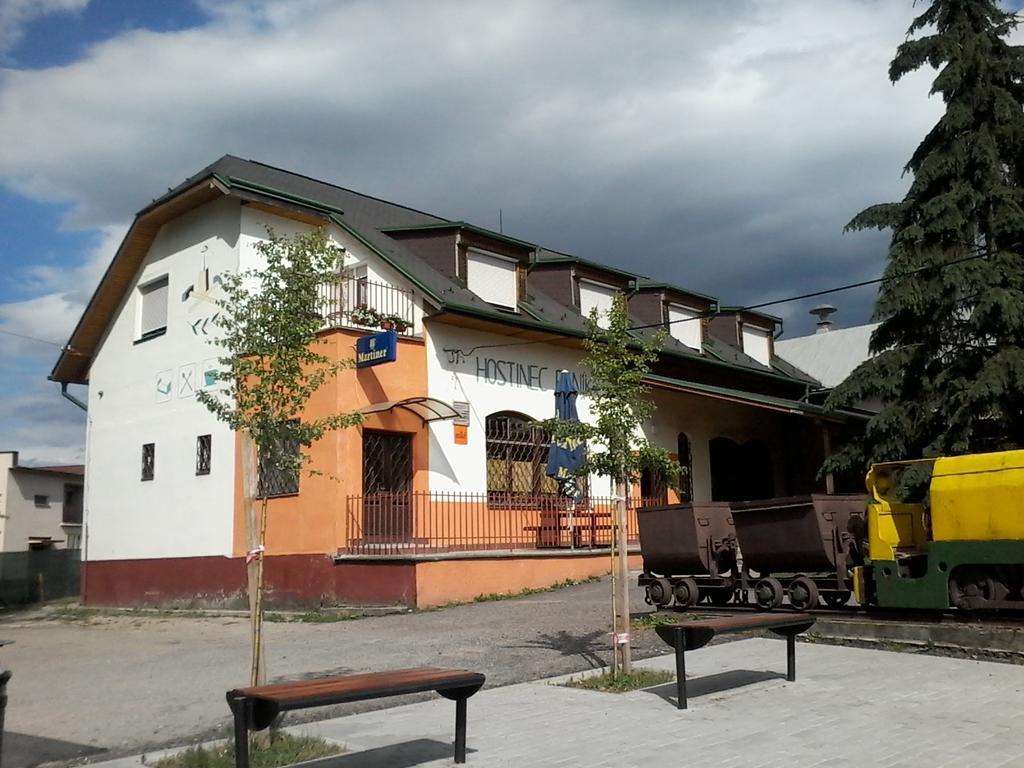 Hostinec Banik Ľubeľa 外观 照片